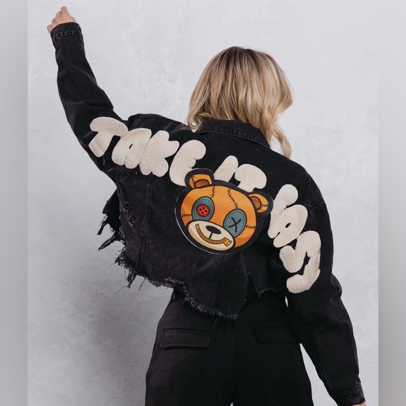 TRIO URBAN TAKE IT EASY teddy bear Crop Denim Jacket - Picture 2 of 6